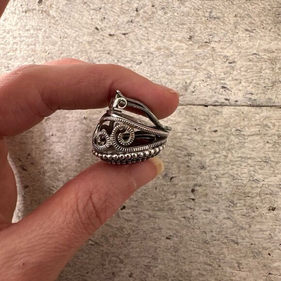 Vintage 1960s Whiting And Davis 3 Piece Bracelet Earrings Ring Set - Picture 9 of 16